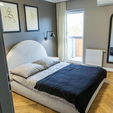 Solar Apartments I Stare Miasto 10Min I Priv Parking Free I Winda I Balkon Torun Exterior foto