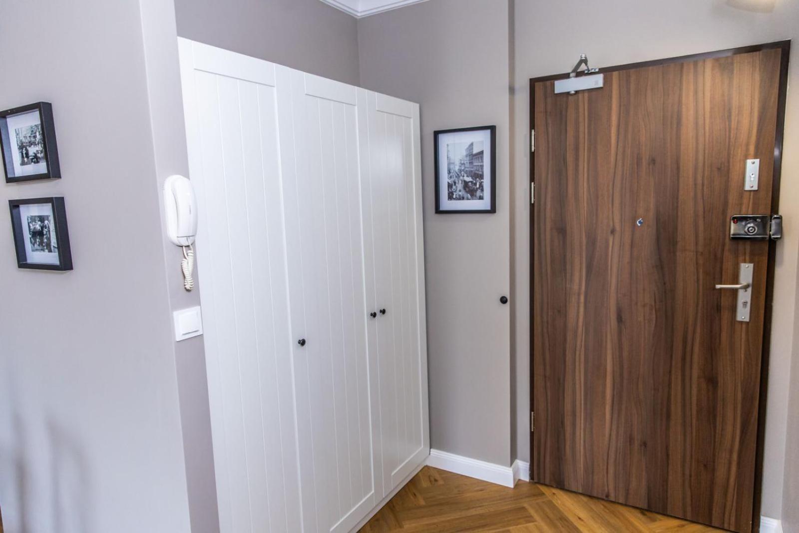Solar Apartments I Stare Miasto 10Min I Priv Parking Free I Winda I Balkon Torun Exterior foto