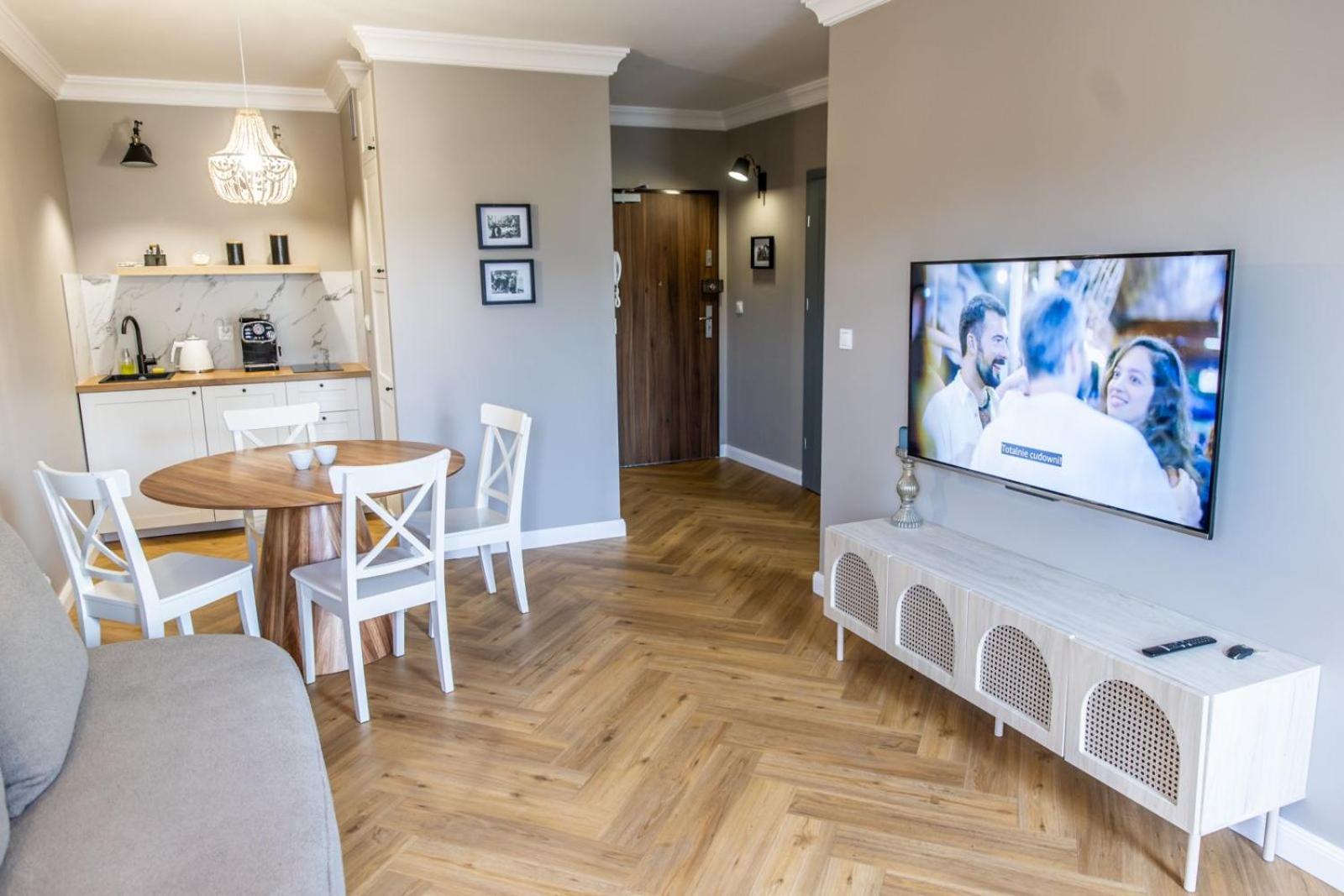 Solar Apartments I Stare Miasto 10Min I Priv Parking Free I Winda I Balkon Torun Exterior foto