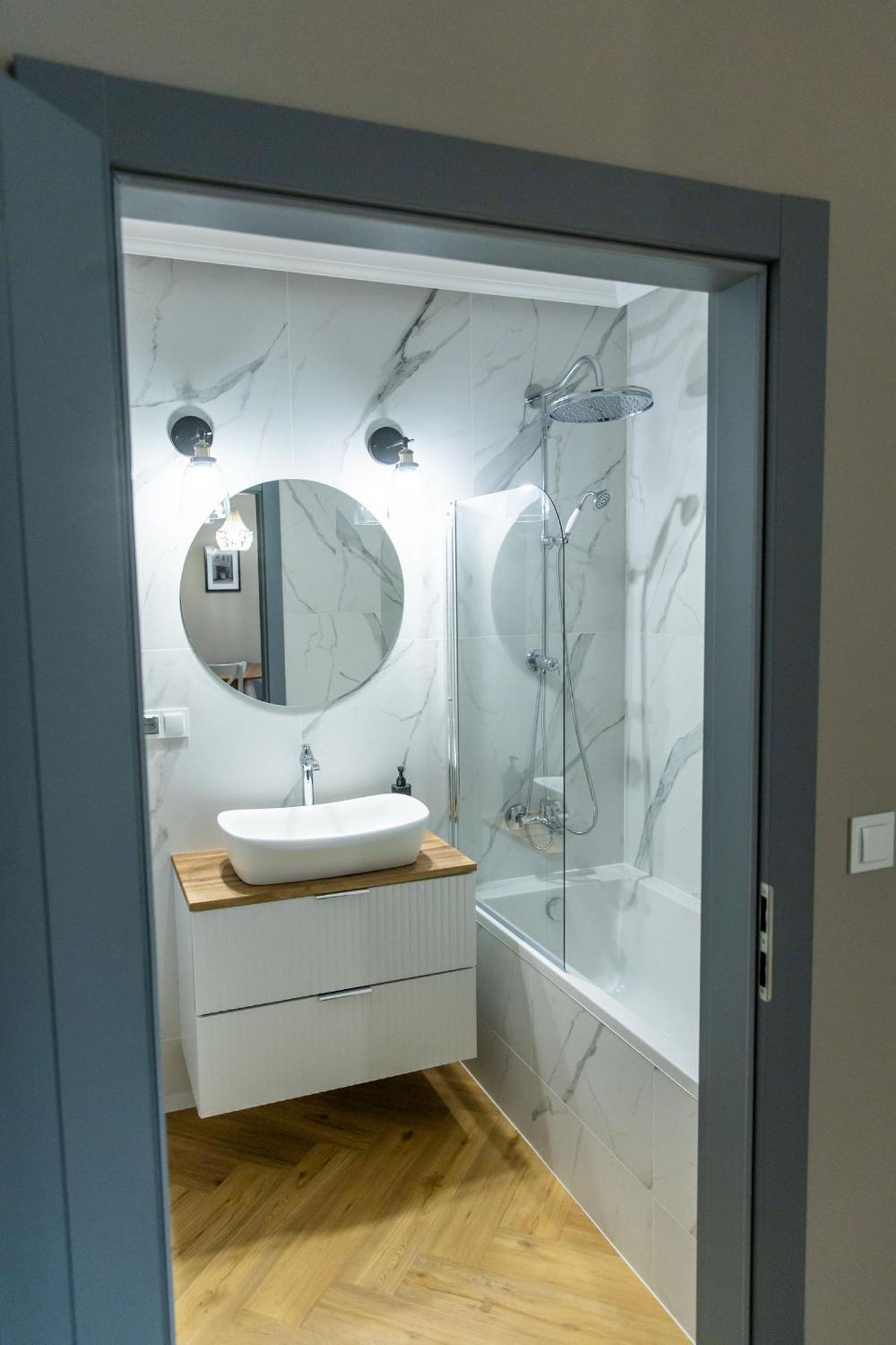 Solar Apartments I Stare Miasto 10Min I Priv Parking Free I Winda I Balkon Torun Exterior foto